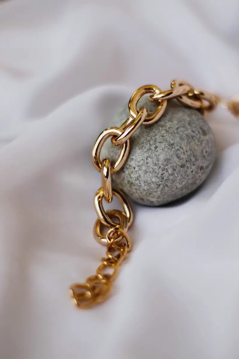 how-to-clean-a-gold-chain