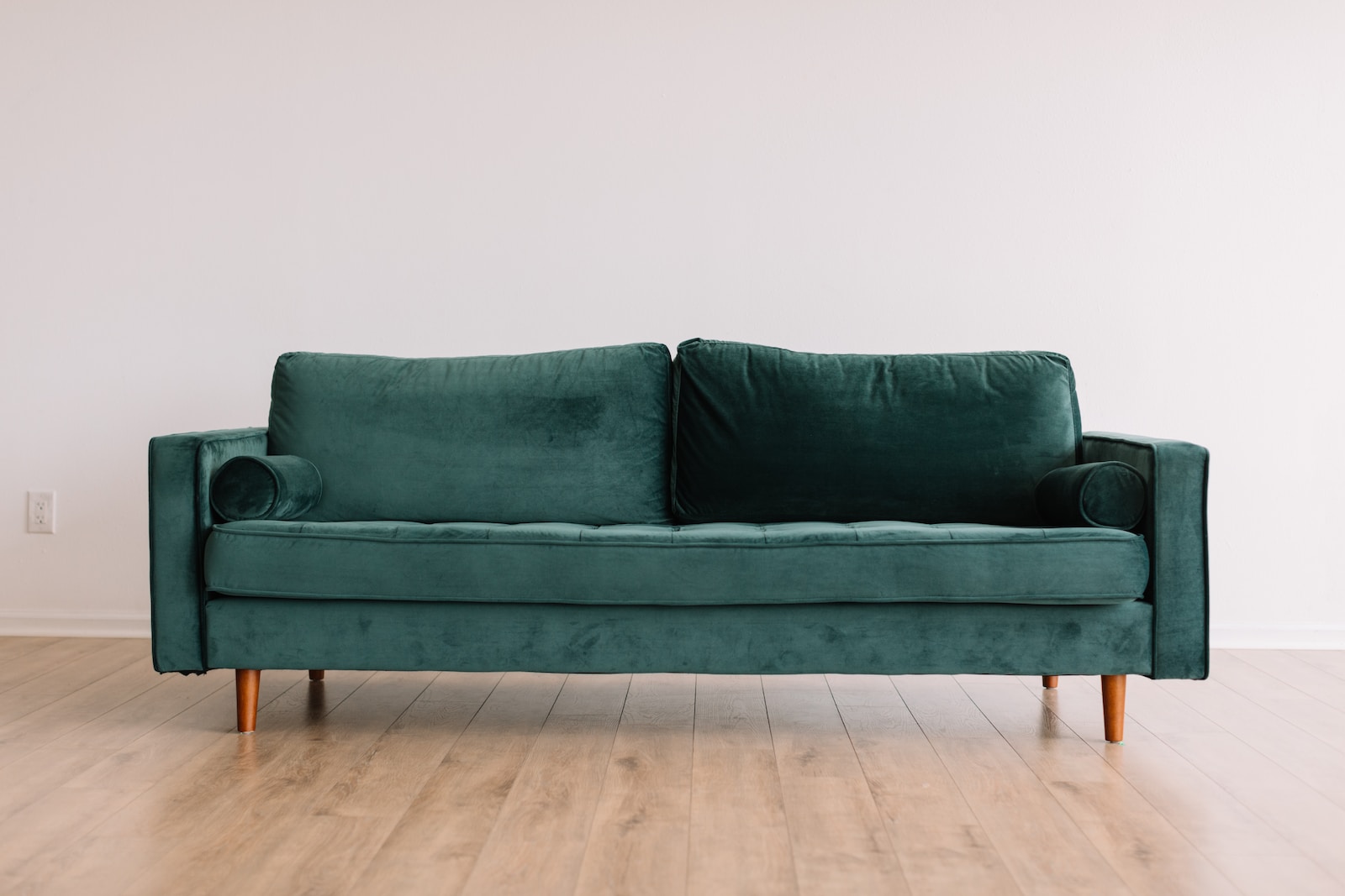 how-to-clean-a-velvet-couch