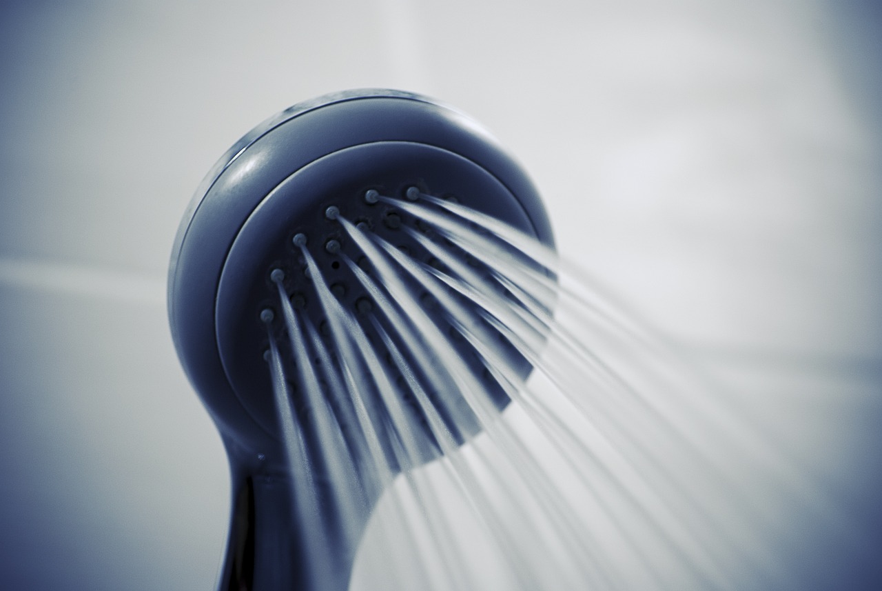 how-to-clean-a-shower-head